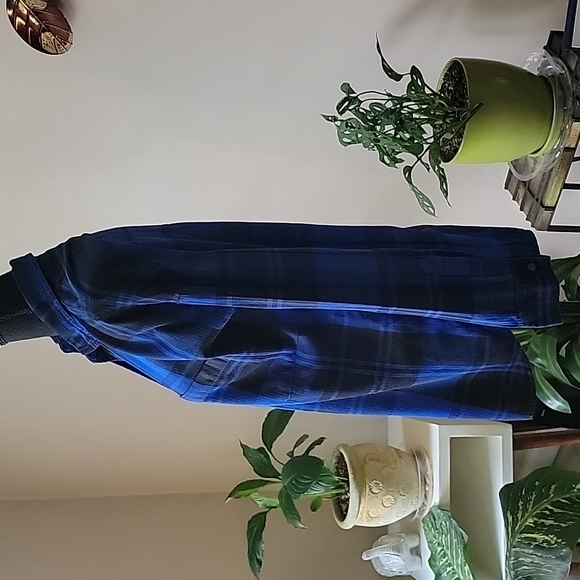 Old Navy Plaid Shirt - Picture 3 of 4